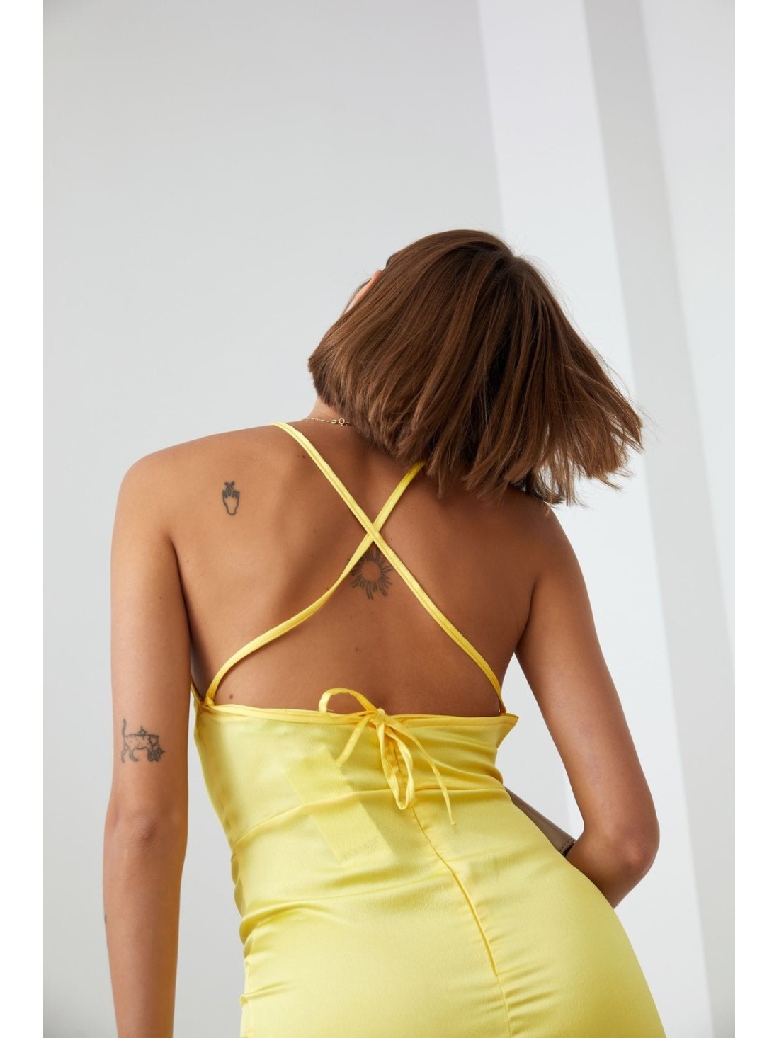 Sensual dress with open back, yellow FG644 - Online store - Boutique